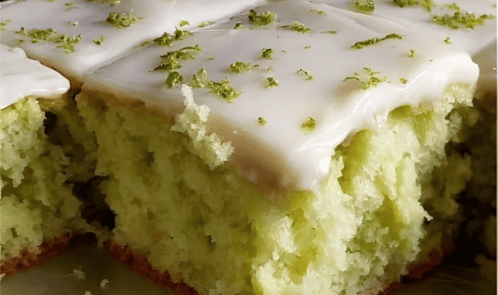 Fiz esse bolo de limão tão fofinho que todo mundo pediu a receita