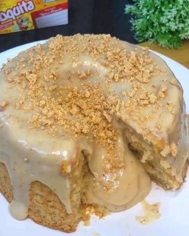 Fiz esse Bolo de Paçoca Cremoso e todo mundo aqui em casa pediu mais um pedaço