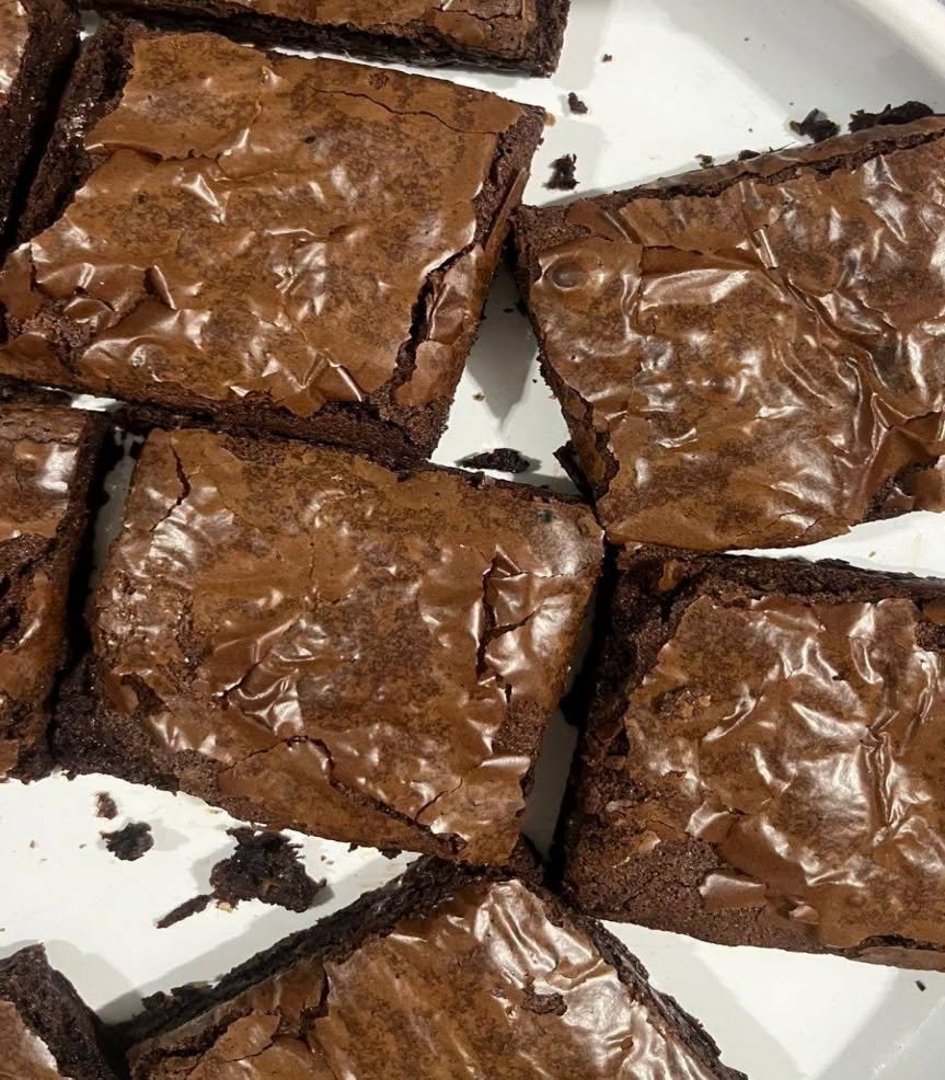 Fiz esse brownie fit sem açúcar e ficou tão chocolatudo que ninguém acredita que é saudável