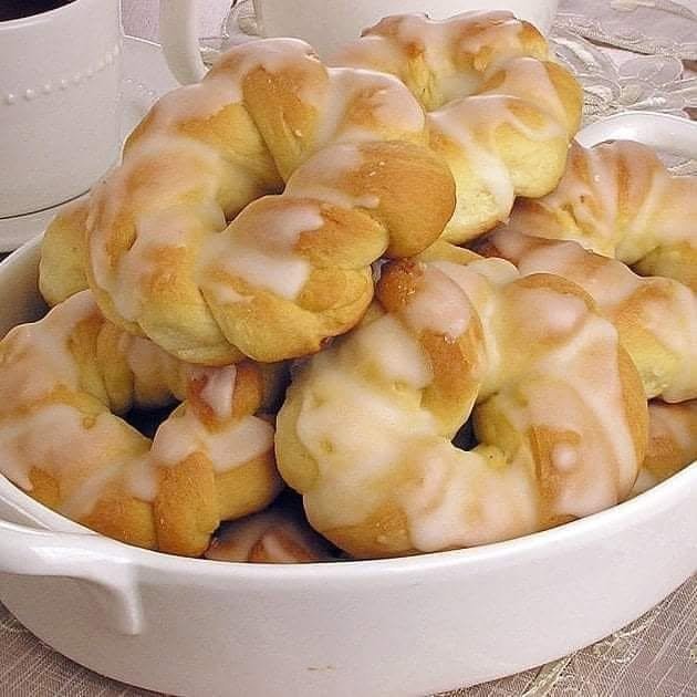 Fiz essa Rosquinha Açucarada fofinha para o café e agora todo mundo pede a receita